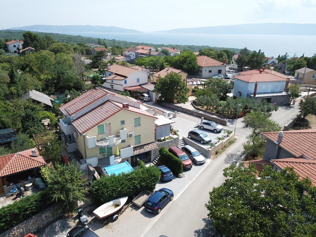 Lavanda Apartments&Studios Pinezići Buitenkant foto