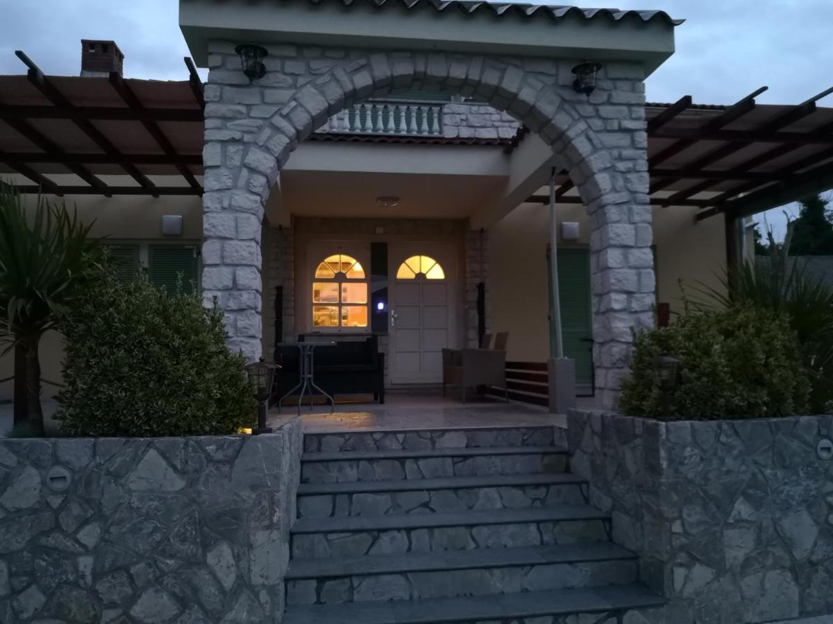 Lavanda Apartments&Studios Pinezići Buitenkant foto