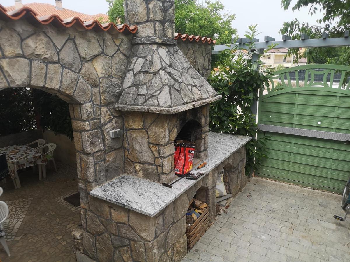 Lavanda Apartments&Studios Pinezići Buitenkant foto