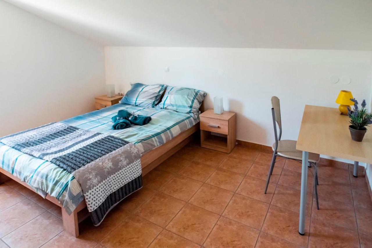 Lavanda Apartments&Studios Pinezići Buitenkant foto