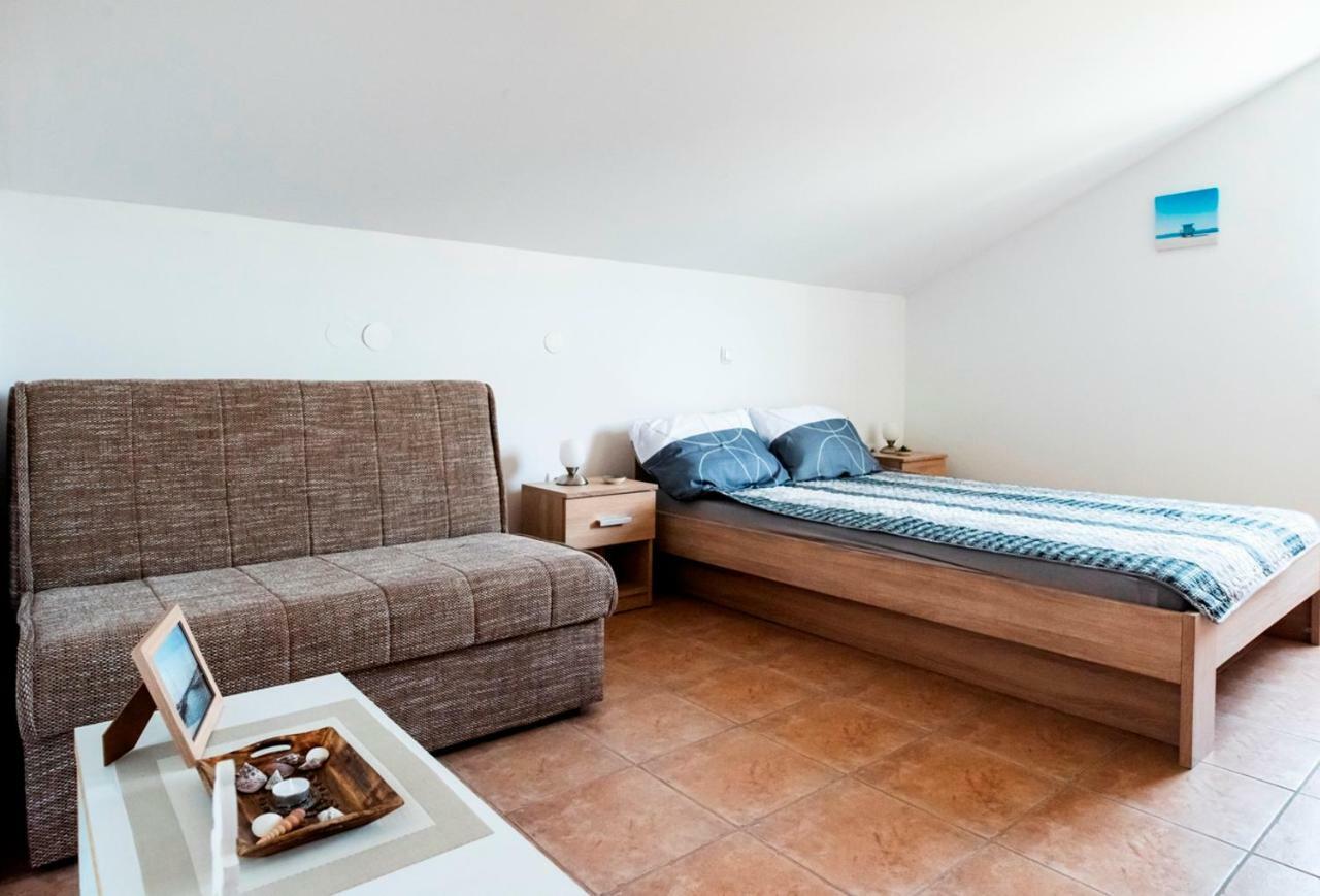 Lavanda Apartments&Studios Pinezići Buitenkant foto