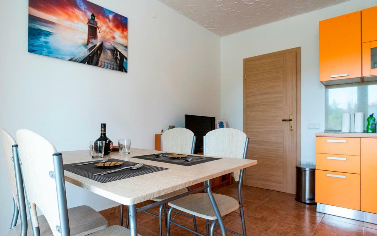 Lavanda Apartments&Studios Pinezići Buitenkant foto